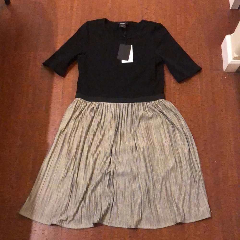 NWT DKNY black and silver dress. Size 10